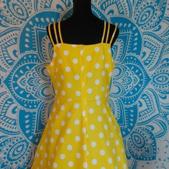 Pinup Yellow Polka Dot Retro 50s Pin Up Dress - Picture 4 of 5
